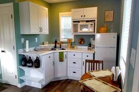 Cotati Cabin | The Cotati Coop - Detached Private Cottage Getaway