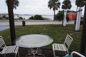 Jensen Beach Cabin | Pelican's Rest by the River