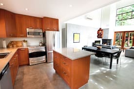 Tofino House | Ray of Sunshine