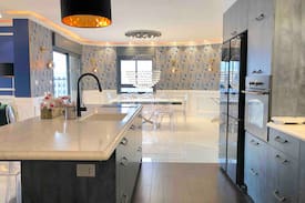 Jerusalem Apartment | Upscale Apt In The Heart Of Romema, Jerusalem!