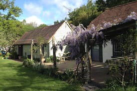 Frant Cabin | Charming Deer Cottage Tunbridge Wells