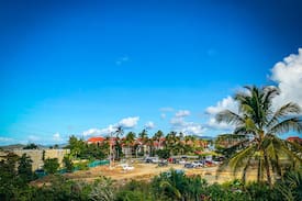 Red Hook Apartment | Sapphire House 302 - Fabulous vacation hub, 2 min. walk to Sapphire Beach!