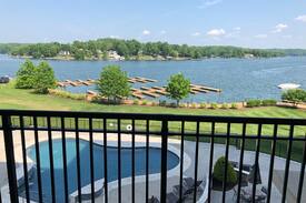 Westlake Corner Apartment | Champion's Pointe- Lake Life at it’s BEST!