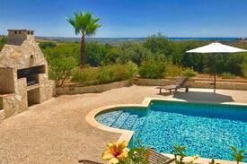 Tavira House | Beautiful Villa (2)/ HEATED Pool/ Ocean View/ AC