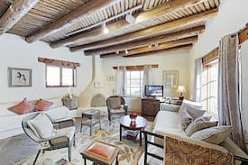 Arroyo Seco Cabin | Charming Casa Verde at Lumina Gardens