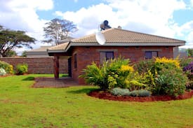 Harare East Cabin | Pamumvuri at the Shawasha Hills Cottage
