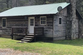 Hacker Valley Cabin | Grizz's Cabin in Almost Heaven, Hacker Valley, WV