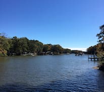Kilmarnock House | House with pool on Barnes Creek near Fleets Bay