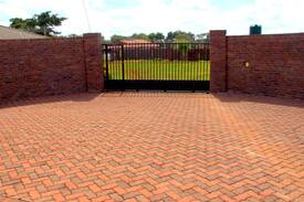 Harare East Cabin | Pamumvuri at the Shawasha Hills Cottage