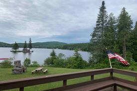 Cabot Cabin | Beautiful Vermont cottage on Joes Pond-Lake Front!