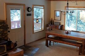 Serene Lakes Cabin | Hemlock Hideaway-Your Escape from 'Real Life'
