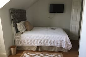Nassau Apartment | Sweeting’s Manor 2 Island Charm & Comfort