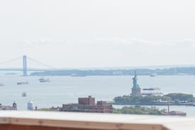 The Waterfront Apartment | Statue of liberty and NYC view Penthouse