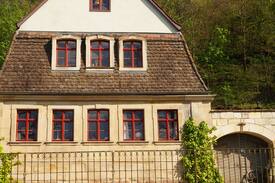 Weissenfels House | House St. Martin at the Via Regia