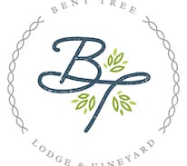Tate Bed & Breakfast | Rustic Cabin Suite - Bent Tree Lodge & Vineyard