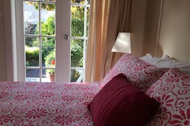Martinborough Cabin | Fig Tree Cottage - Secluded, Convenient, Personal