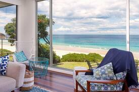 Blueys Beach Cabin | 'Coopernook' - a gorgeous beach front cottage