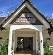Pagudpud Villa | ROQ's Place relaxing Beach House