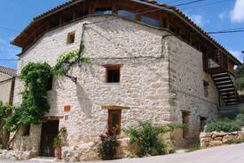 Siguenza Cabin | Los Lilos - Casa Rural Sigüenza - Casa Piedra