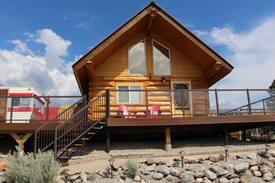 Okanagan-Similkameen Cabin | Rustic log cabin with pool and views!