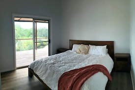 Tewinga Cabin | RIVER VIEW ISLAND COTTAGE and Camping