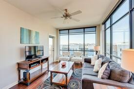 Deering Apartment | Magnificent Stay Alfred on Rolling Mill Hill