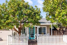 Seabright House | The "Sea Pearl" at Seabright Beach in Santa Cruz