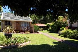 Gonubie Cabin | Athlone Guest Cottages in Gonubie, East London