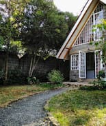 Nairobi Cabin | Tayara, private luxury cottage nested in nature