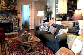 Dadeville Cabin | Carrolls' Cottage: Private Shoreline, New Dock