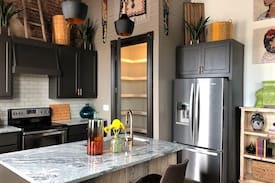 Monroe Apartment | Castle Hall Condos - Suite 302