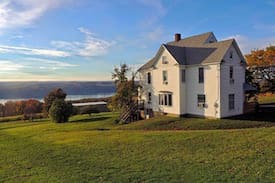 Burdett House | The Inn at Chateau LaFayette Reneau