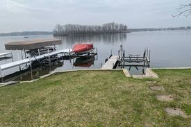 North Webster Cabin | Lake House with Pier Access (Charlees cabin)