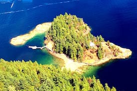 Sunshine Coast Other | Out There Off Grid Private Island - Tree House