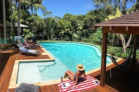 Ewingsdale House | Villa Byron with guest house