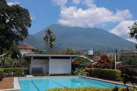 Ciloto Villa | Villa Wibowo Puncak Bogor, Private Pool,For Family