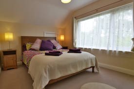 Saundersfoot House | CAPRI 4* Cottage, Saundersfoot, Pembrokeshire.