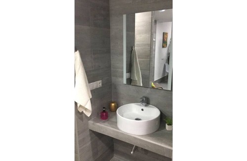 Los Tilos Apartment | Holiday Apartment "B Estación De Tren" with Wi-Fi