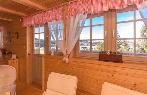Ravna Gora House | Lovely holiday home in Ravna Gora with fireplace