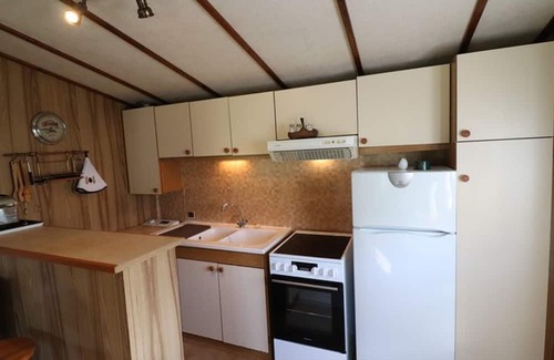 Arpajon-sur-Cere Cottage | Gite Arpajon-sur-Cère, 2 bedrooms, 4 persons