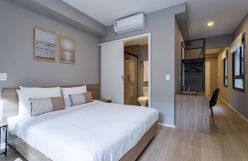 Jardins House | Studio Completo com Sacada | Jardins
