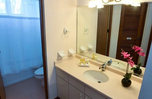 Cerro Gordo Villa | Luxurious Mediterranean-style Beach Vacation Home