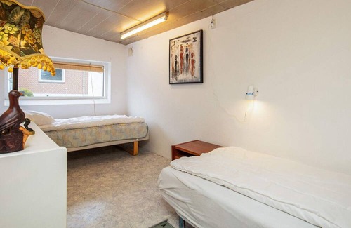 Karby House | 10 person holiday home in Karby