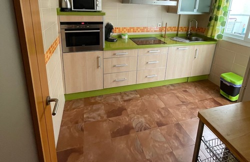 El Portil House | Casa Adosada Cerca de la Playa en Urbanización Agradable con Piscina, Pista de