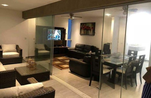 Bocapan Condo | Bocapan palm trees