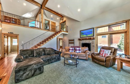 Mountain View Estates House | Snow Mtn Lodge 4BR/2.5BA Luxury Home
