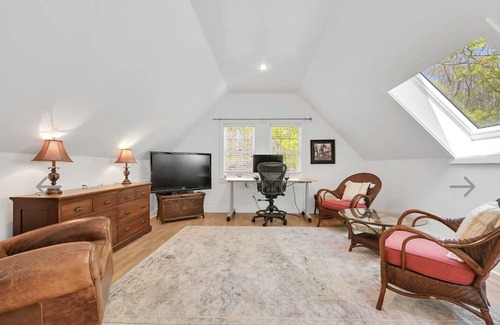 Noyack Cottage | Sabbatical a Private guest cottage in Sag Harbor