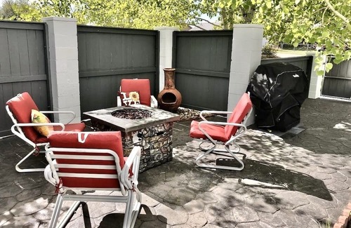 Westcliffe House | Three room suite with fire pit & grill on private patio under the Aspens