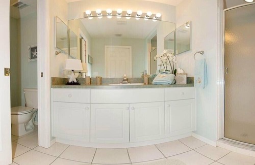 Pelican House | VILLA SUNSET KISS SW DREAMLESS BEAUTIFUL ON CHANNEL CROSSING WITH SEA ACCESS *****