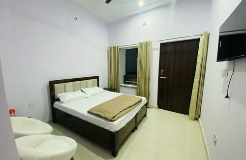 Guptkashi Cabin | HOTEL ABHYUDAY